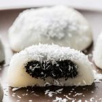 Szezámmagos Mochi kókuszreszelékkel