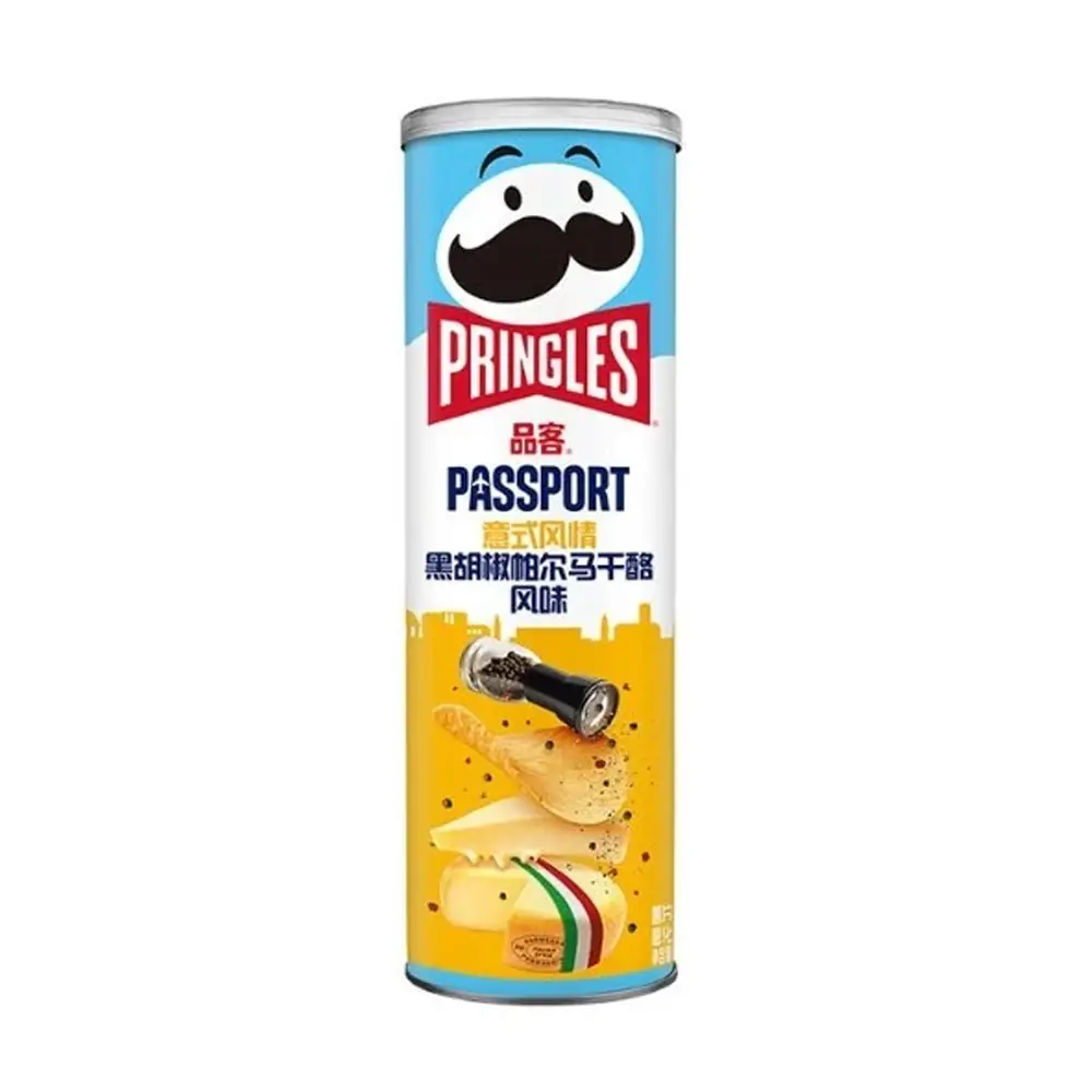 Pringles Italian Style Fekete Borsos és Parmezános Chips 110g