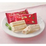 Nestlé Epres Sütemény ízű Kit Kat 116g